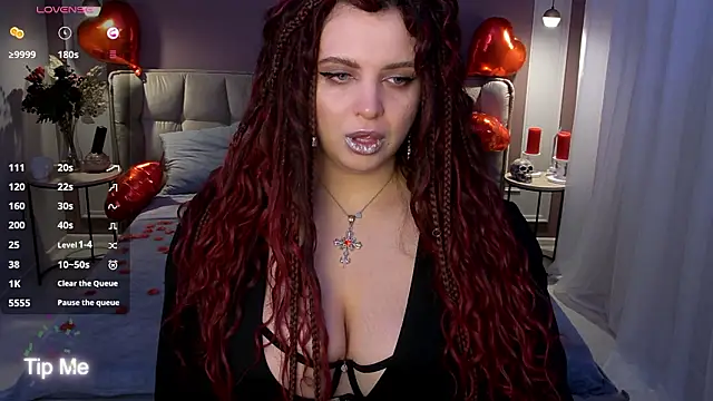 Snapshot of Miss_Maya_Mils chatting on 02-15-26, 01:06 Miss Maya Mils online show from 02-15-26, 01:06