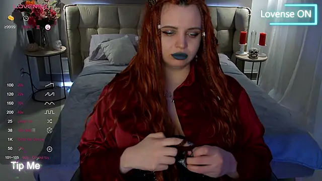 Snapshot of Miss_Maya_Mils chatting on 03-18-25, 07:12 Miss Maya Mils online show from 03-18-25, 07:12