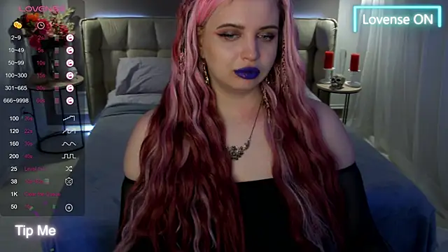 Snapshot of Miss_Maya_Mils chatting on 03-09-25, 04:05 Miss Maya Mils online show from 03-09-25, 04:05