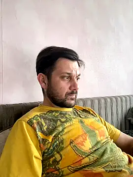 MaeltraJoy online show from 10-24-25, 10:03