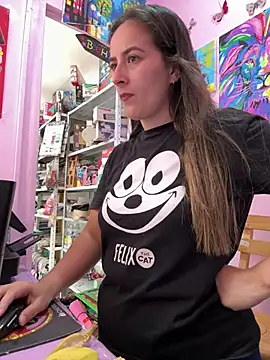 Rousse92 online show from 04-16-26, 09:39