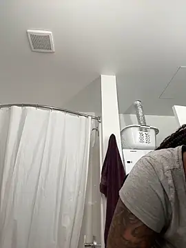 Your Paris online show from 11-21-25, 04:39