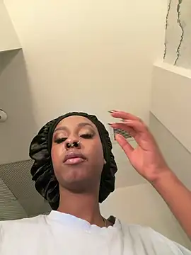 Your Paris online show from 02-28-26, 09:03