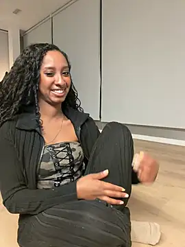 Your Paris online show from 03-31-26, 04:25