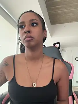 Your Paris online show from 11-25-25, 04:40