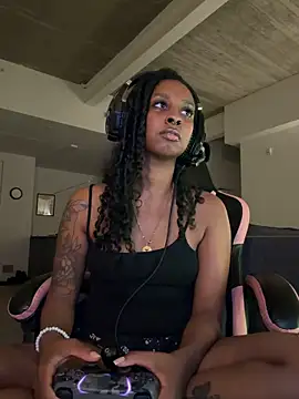 Your Paris online show from 03-17-26, 06:05