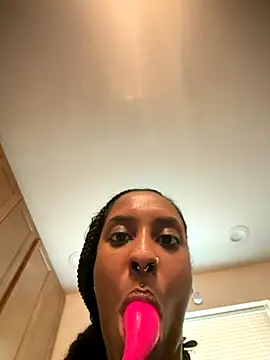 Your Paris online show from 10-31-25, 04:47