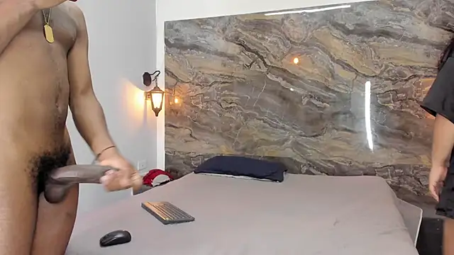 Snapshot of kaleb_violeta_1 chatting on 10-24-25, 03:49 kaleb violeta 1 online show from 10-24-25, 03:49