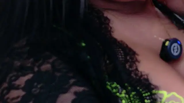 Snapshot of Evangeline_Taylorr chatting on 06-24-26, 02:26 Evangeline Taylorr online show from 06-24-26, 02:26