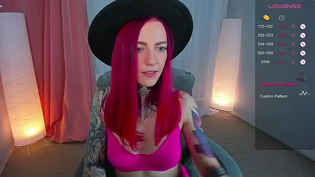 Snapshot of Roxy_____ chatting on 02-23-25, 11:36 Roxy online show from 02-23-25, 11:36