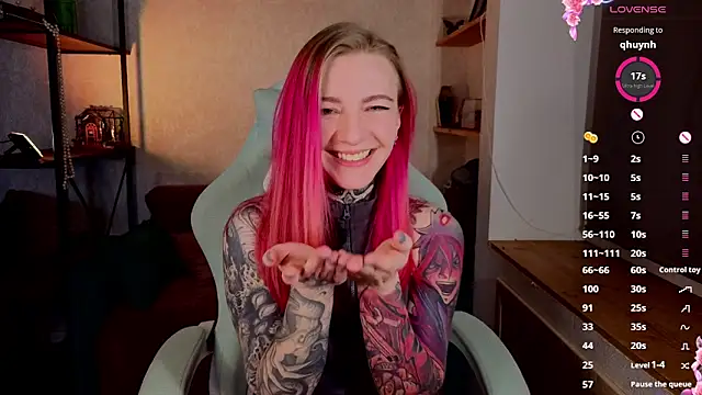 Roxy      online show from 03-05-26, 08:38