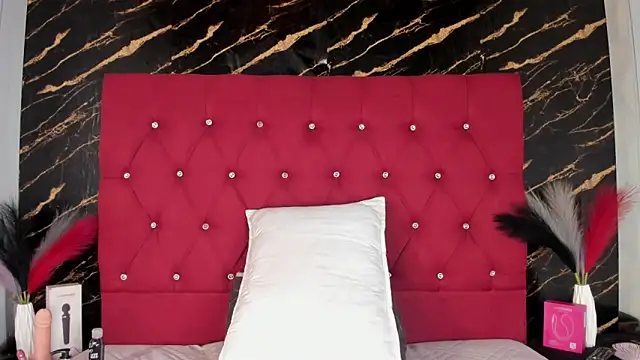 BeckyyVega online show from 06-10-26, 03:19