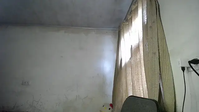 Snapshot of iris_798 chatting on 10-21-25, 08:30 iris 798 online show from 10-21-25, 08:30