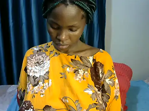 Snapshot of Kababy_love chatting on 10-20-25, 08:42 Kababy love online show from 10-20-25, 08:42