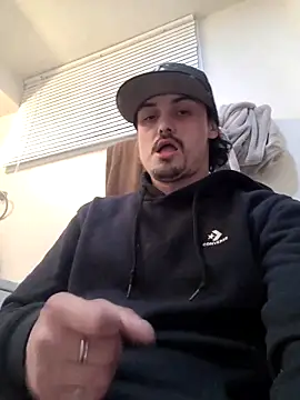 Snapshot of JustTylerr chatting on 05-23-26, 06:56 JustTylerr online show from 05-23-26, 06:56