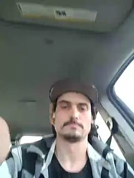 Snapshot of JustTylerr chatting on 05-27-26, 10:00 JustTylerr online show from 05-27-26, 10:00