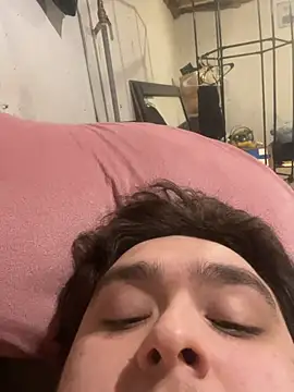 Snapshot of fatdudebigdic chatting on 03-04-26, 05:15 fatdudebigdic online show from 03-04-26, 05:15