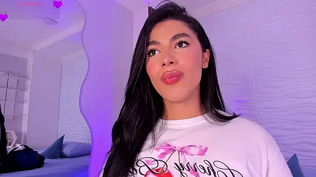 IsabelleFoxx  online show from 02-07-26, 09:12