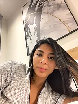 IsabelleFoxx  online show from 11-12-25, 04:38