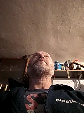 traigl online show from 12-30-24, 06:27