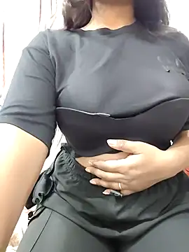 MohiniHott online show from 11-22-25, 06:45