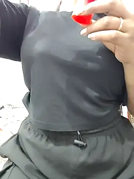 MohiniHott online show from 11-13-25, 06:06