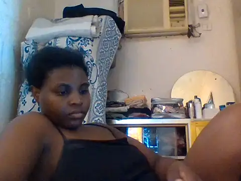 queenzuena online show from 06-23-26, 01:42