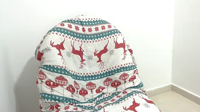 isaaclatino online show from 12-23-25, 07:40