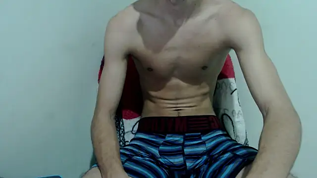 Snapshot of isaaclatino chatting on 04-25-26, 05:21 isaaclatino online show from 04-25-26, 05:21