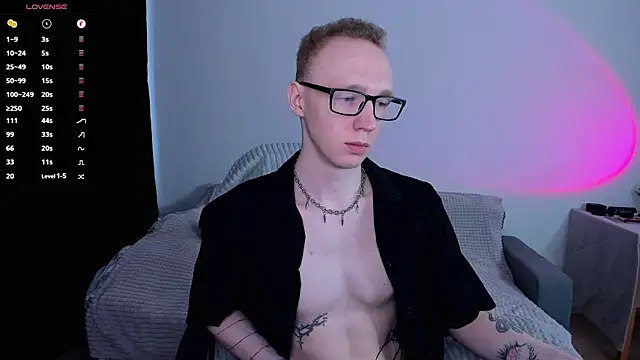Alex silents online show from 06-09-26, 03:24