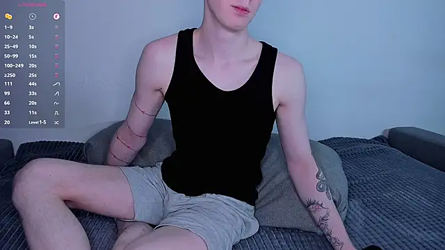 Alex silents online show from 05-12-26, 01:17