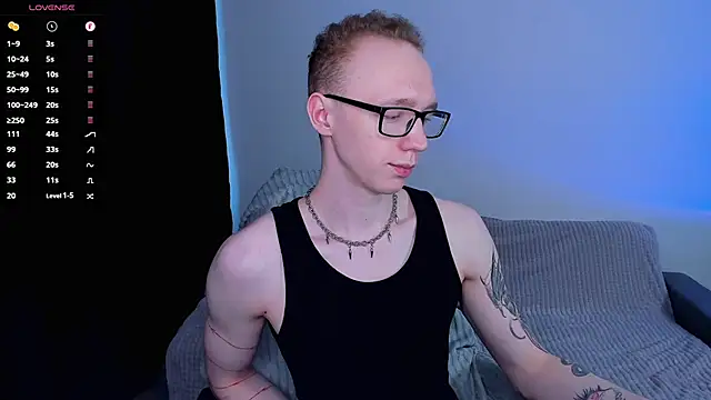Alex silents online show from 06-17-26, 03:33