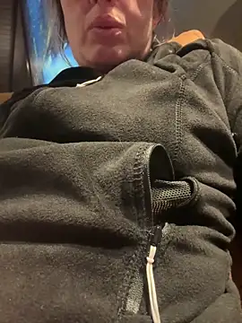 casalinga88 online show from 12-22-25, 08:53