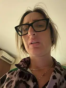 casalinga88 online show from 07-11-26, 01:22