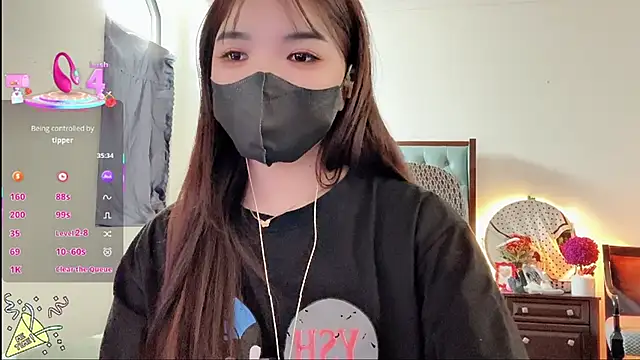 Berrysweet 68 online show from 10-22-25, 05:29