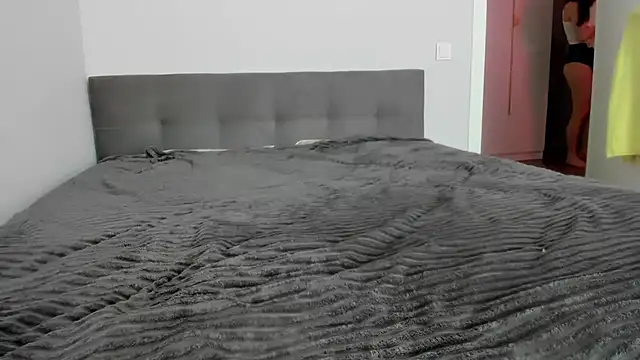 Adela Vetta online show from 03-24-26, 08:14