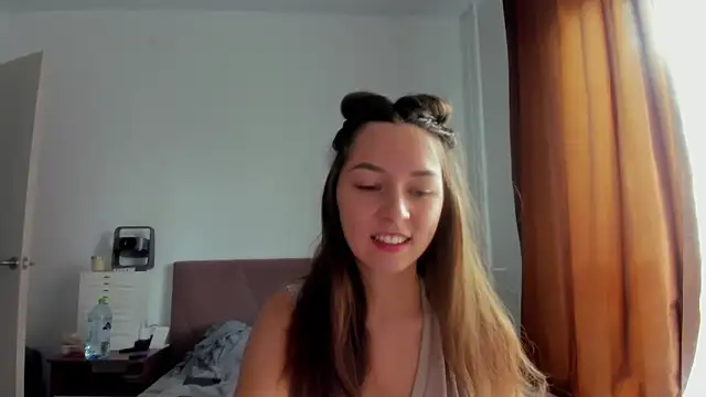 Adela Vetta online show from 10-12-25, 08:26