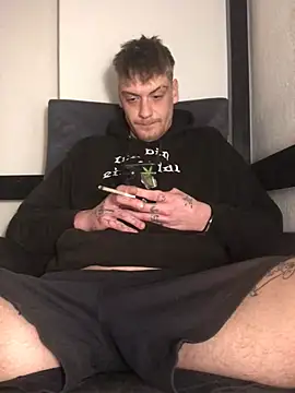 Simboxxx040 online show from 03-22-25, 07:47