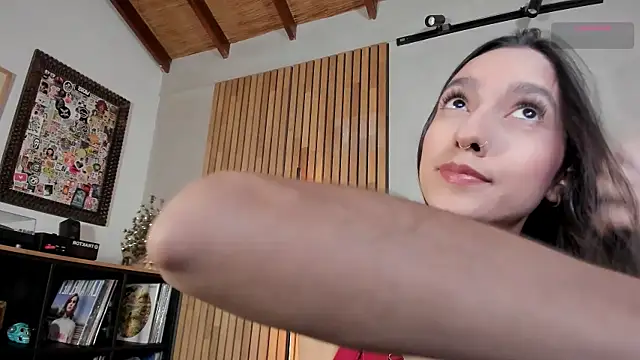 honeyhot69   online show from 12-02-25, 11:45