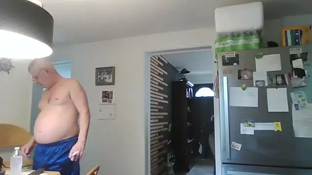 Snapshot of keiferkriss chatting on 10-06-25, 07:25 keiferkriss online show from 10-06-25, 07:25