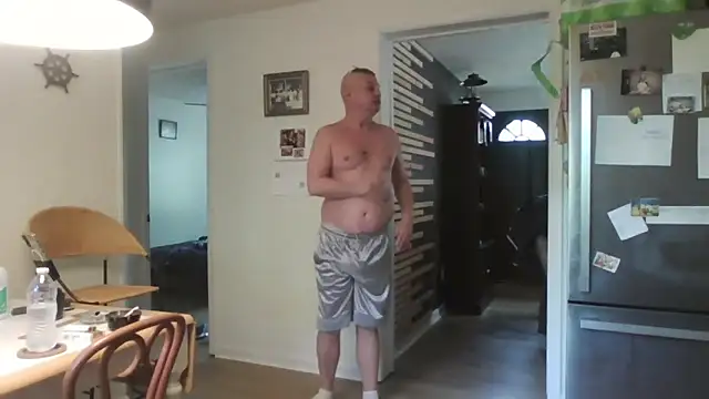 Snapshot of keiferkriss chatting on 10-08-25, 05:13 keiferkriss online show from 10-08-25, 05:13