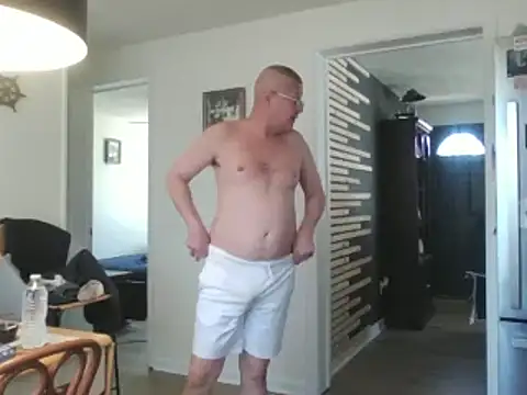 Snapshot of keiferkriss chatting on 03-17-25, 05:38 keiferkriss online show from 03-17-25, 05:38