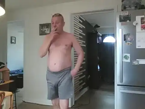 Snapshot of keiferkriss chatting on 03-06-25, 06:05 keiferkriss online show from 03-06-25, 06:05