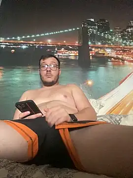 Snapshot of ionut9879 chatting on 12-04-25, 11:20 ionut9879 online show from 12-04-25, 11:20