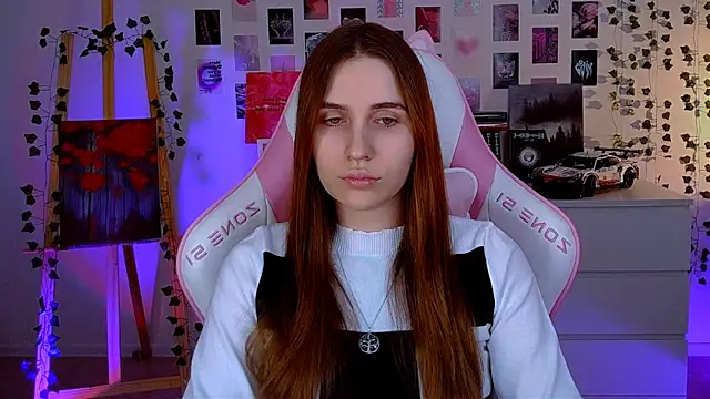 Snapshot of AliceCharmy chatting on 03-07-25, 03:28 AliceCharmy online show from 03-07-25, 03:28