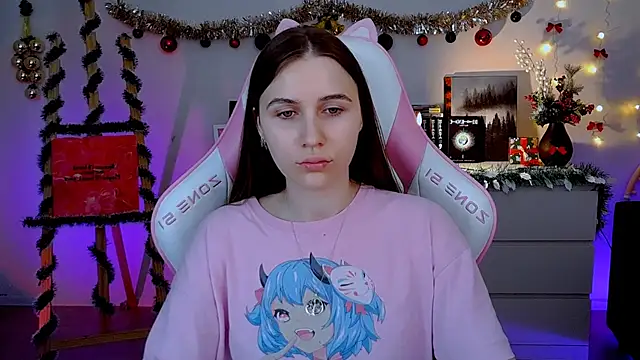 Snapshot of AliceCharmy chatting on 12-05-25, 09:30 AliceCharmy online show from 12-05-25, 09:30