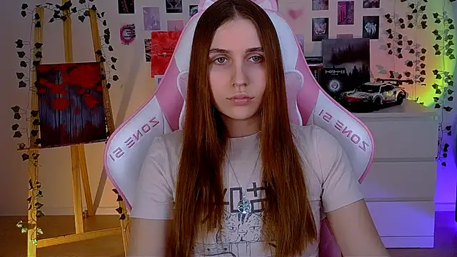 Snapshot of AliceCharmy chatting on 02-26-25, 05:42 AliceCharmy online show from 02-26-25, 05:42