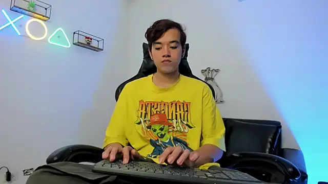 bunny maxi online show from 09-30-25, 12:33