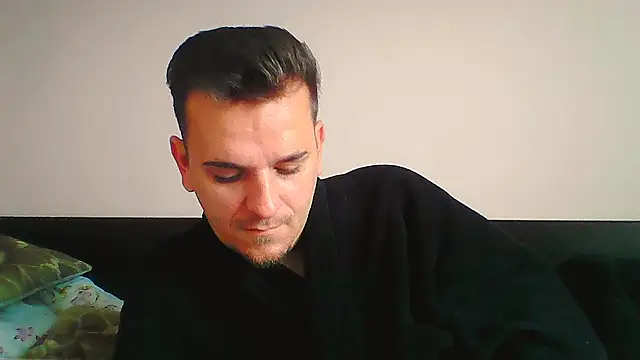 Huge cock22cm online show from 11-19-25, 08:47