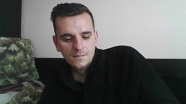 Huge cock22cm online show from 03-14-25, 11:34